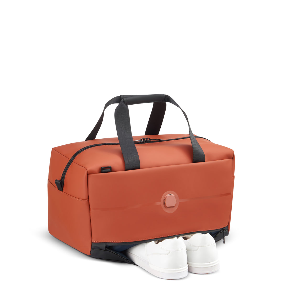 Promo Sac De Voyage Cabine 50cm Easy Trip Polyester Rouge Delsey chez Promo Sac De Voyage Cabine 50cm Easy Trip Polyester Rouge Delsey chez